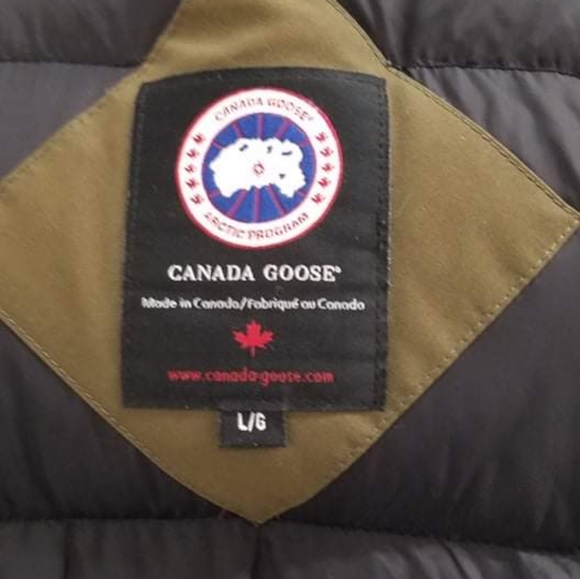 Canada goose jacket - Picture 3 of 12
